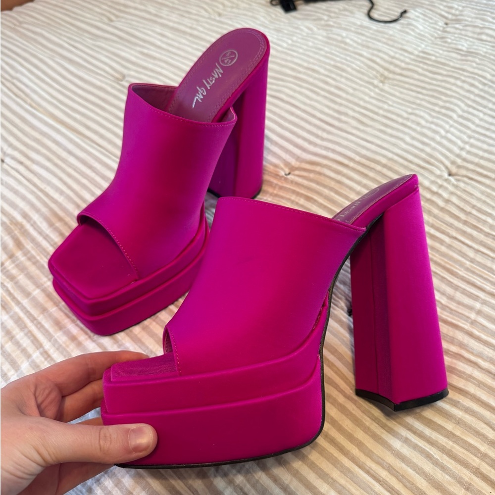 Platform chunky heels